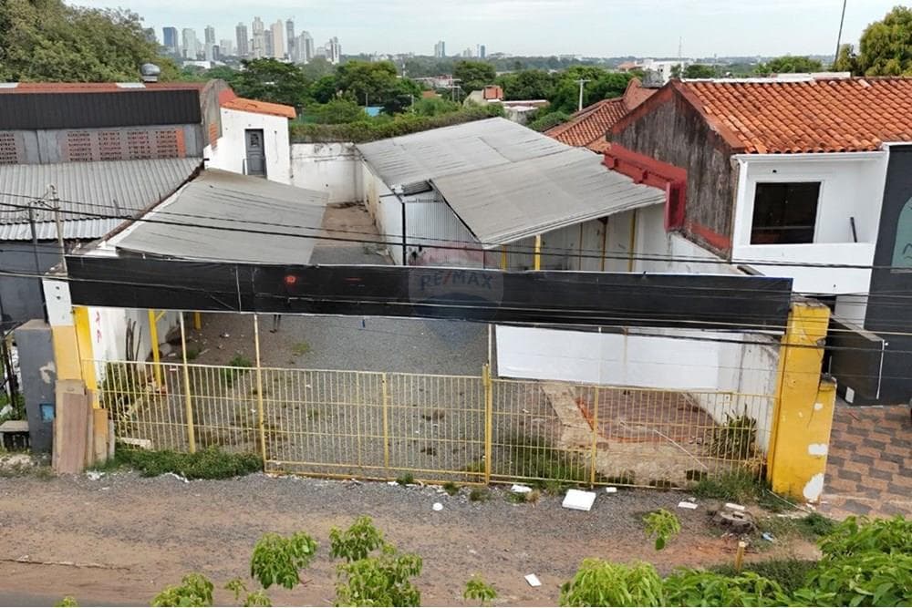 ALQUILO TERRENO SOBRE MCAL LOPEZ – 2