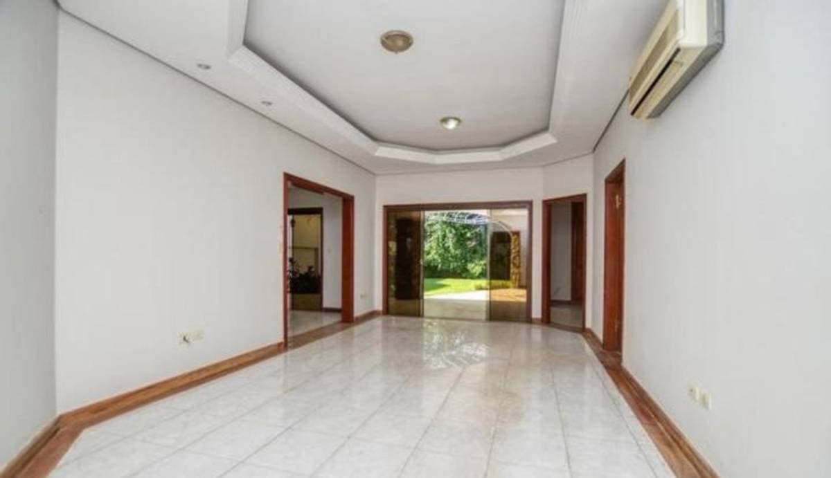 Vendo residencia premium detrás del shopping del sol – 2