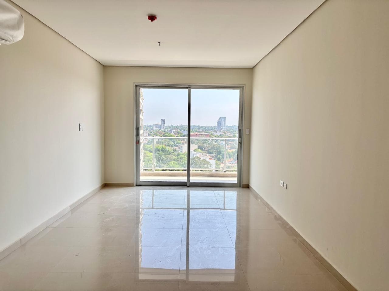 PASOS DEL SHOPPING LA GALERIA EN ALQUILER DEPARTAMENTO DE 2 DORMITORIOS – 2