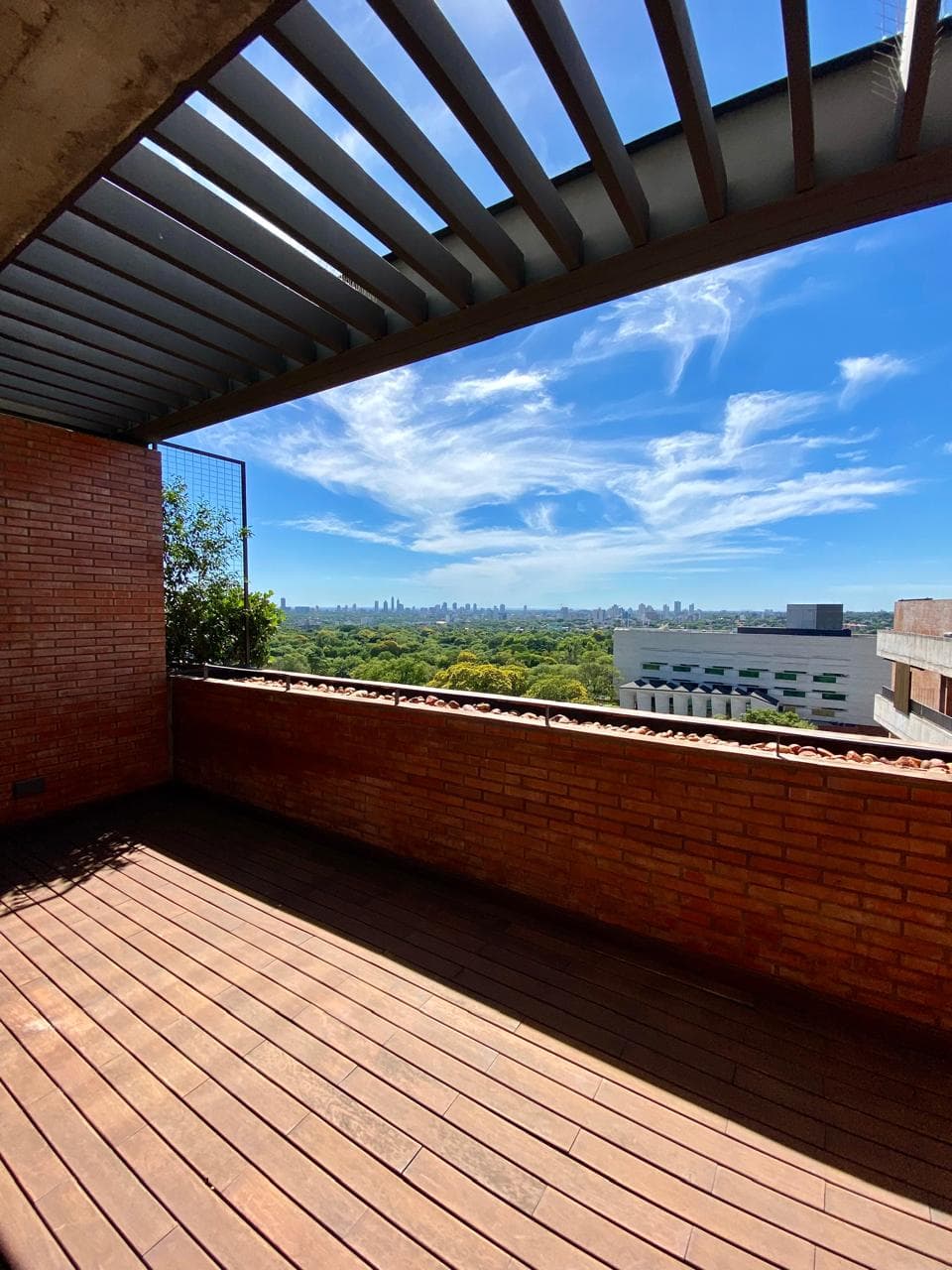 En Venta Ph De 3 Niveles Zona Embajada Americana – 3