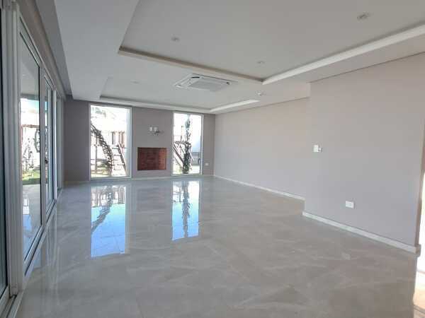 HERMOSA CASA EN ALQUILER EN EL CONDOMINIO CERRADO LEGANZZA – 2