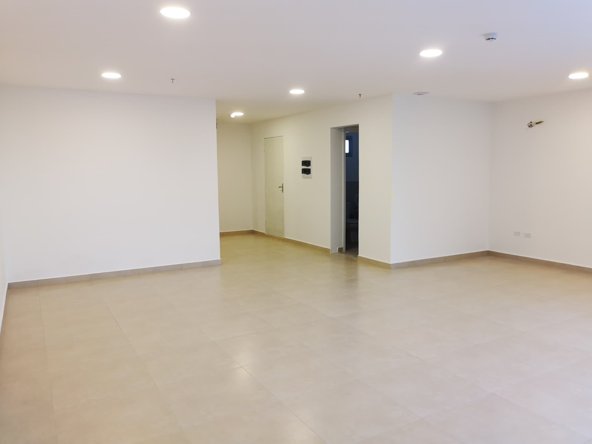 Luminosa Oficina De 69m2 En Imponente Edificio, Ideal Para Invertir – 3