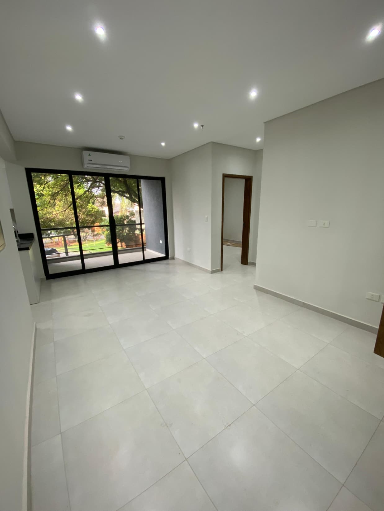 Departamento en Venta zona shpping Pinedo – 3