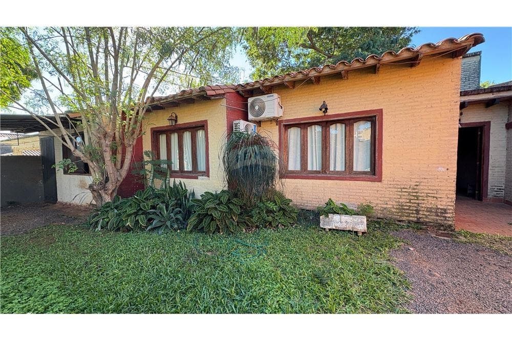 Se vende casa en Cuarto Barrio Luque