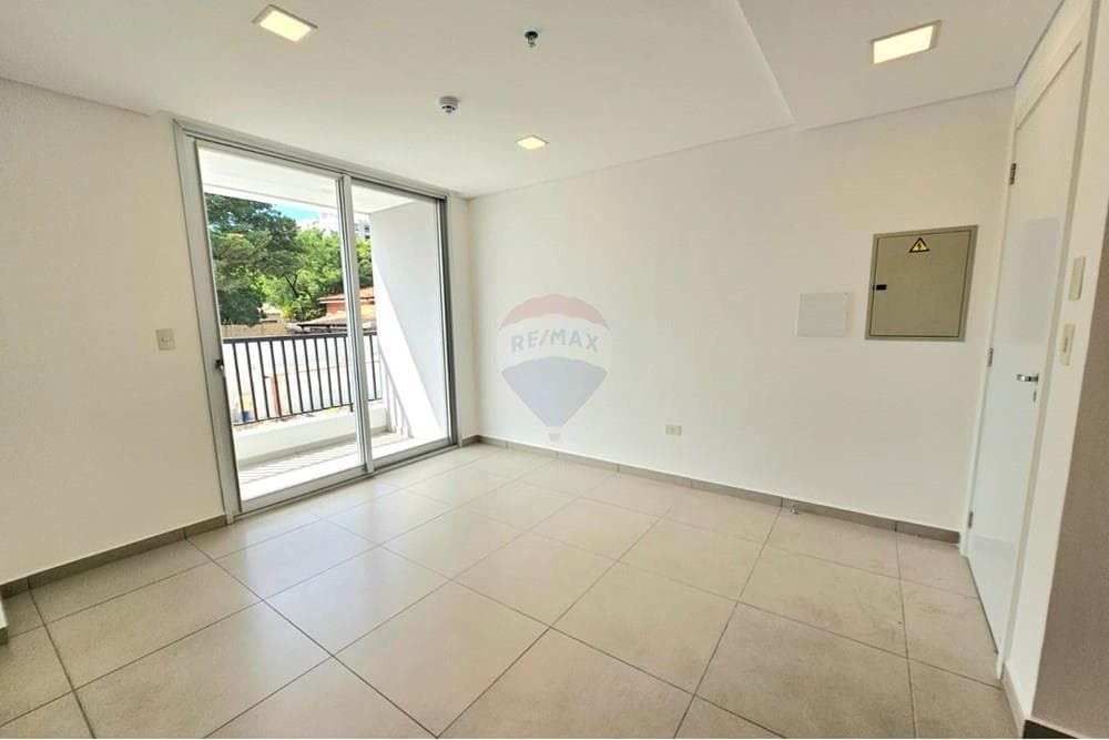 Apartamento en Centric San Vicente – 3