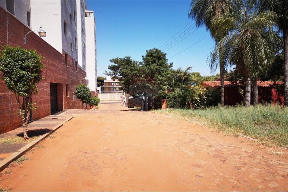 VENDO TERRENO A METROS DE LAGUNA GRANDE – 3