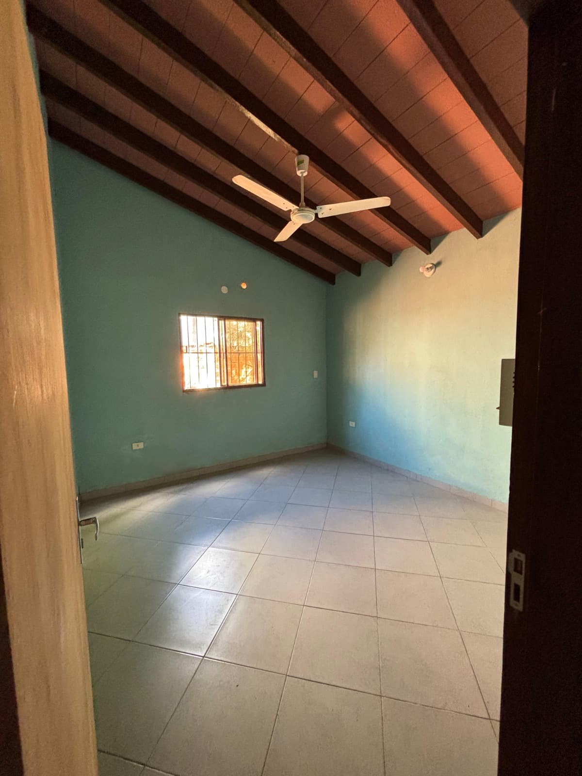 Casa En San Lorenzo, Barrio Villa Industrial – 2