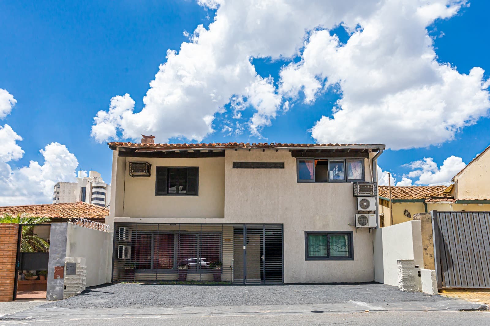 Alquilo Inmueble Para Uso Comercial