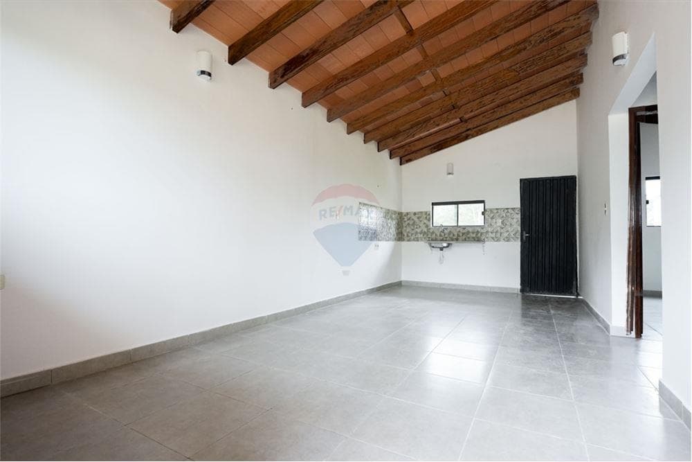 TU CASA A ESTRENAR EN LUQUE A PRECIO DE ALQUILER – 2