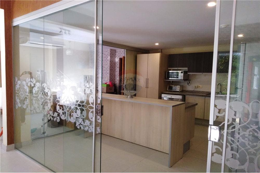 ALQUILO AMPLIO DEPARTAMENTO – 3