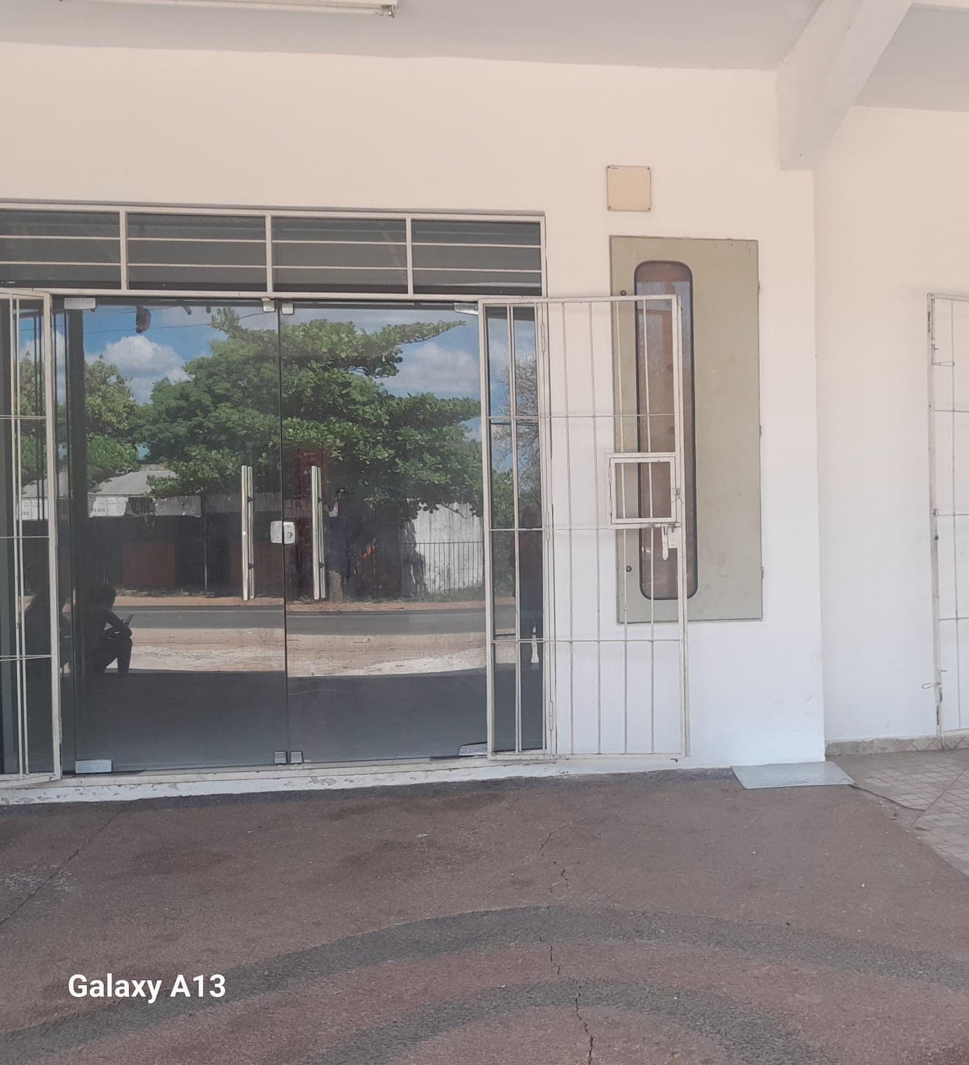 En Alquiler Salon Comercial – 2