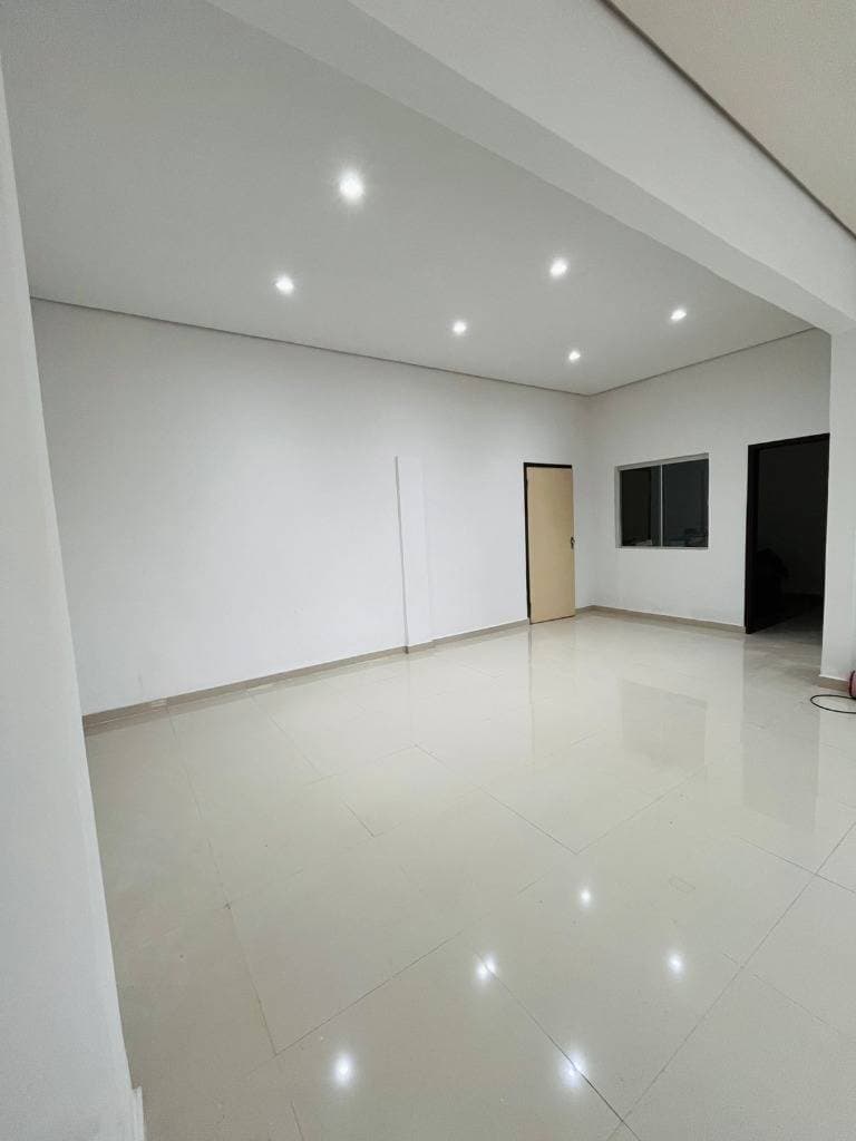 Alquilo Local Comercial en el Centro de Luque – 2