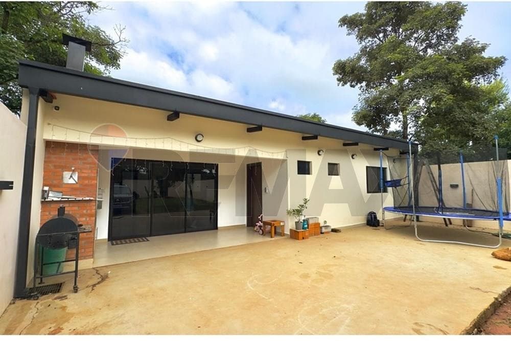 VENDO CASA EN LUQUE. BARRIO YKUA KARANDAY – 2