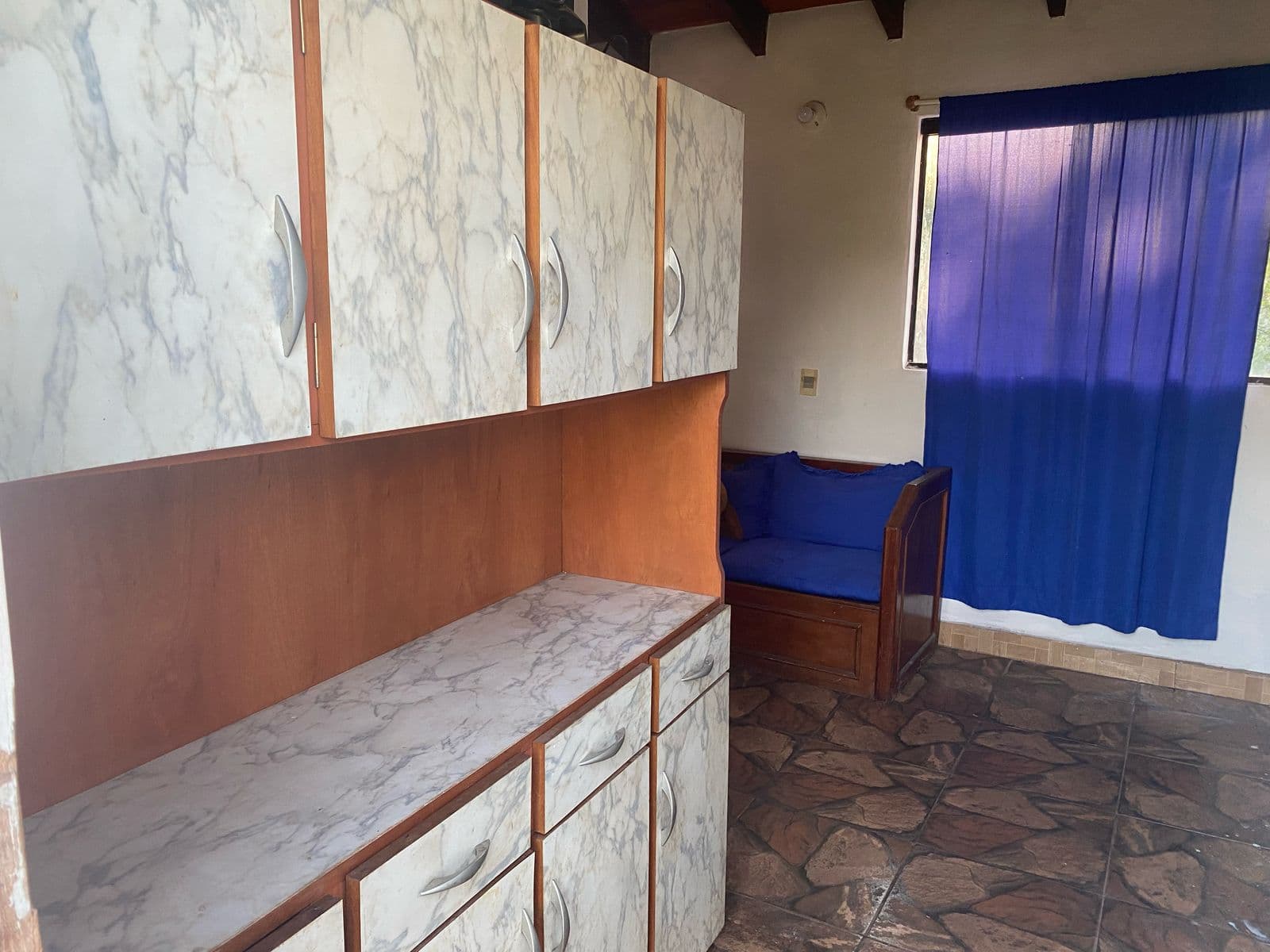 VENDO CASA SAN LORENZO-BARRIO ESPÍRITU SANTO – 2