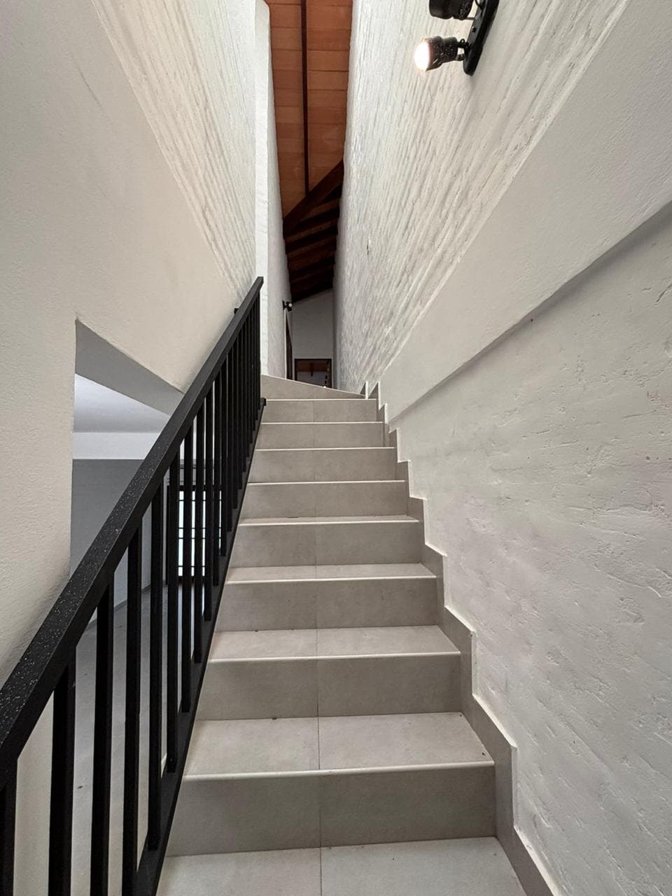 ALQUILO DUPLEX EN ASUNCION BARRIO MBURUCUYA – 3