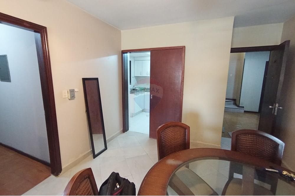 Alquilo departamento en Villa morra – 2