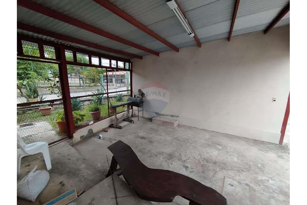 ALQUILO OFICINA CON SHOWROON ZONA AEROPUERTO! – 2
