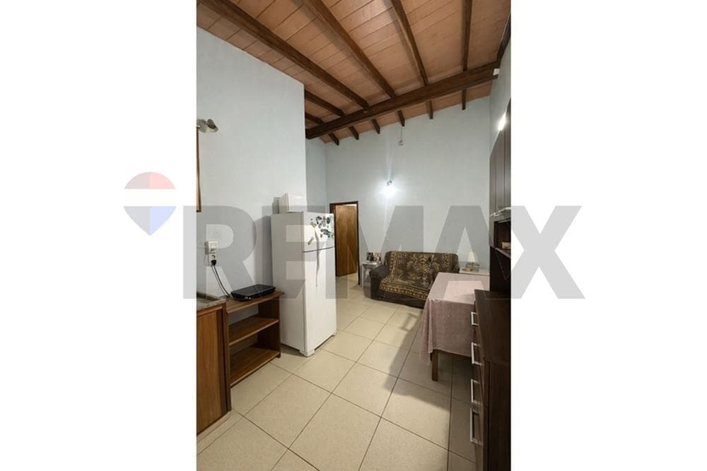 VENDO DEPARTAMENTOS Y ESTAC, Y SALON COMER-ITAUGUÁ – 3