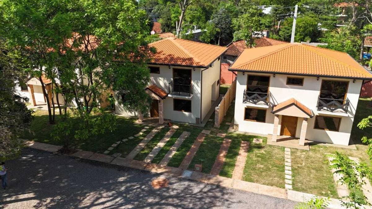 ALQUILO CASAS EN CONDOMINIO - FERNANDO ZONA NORTE