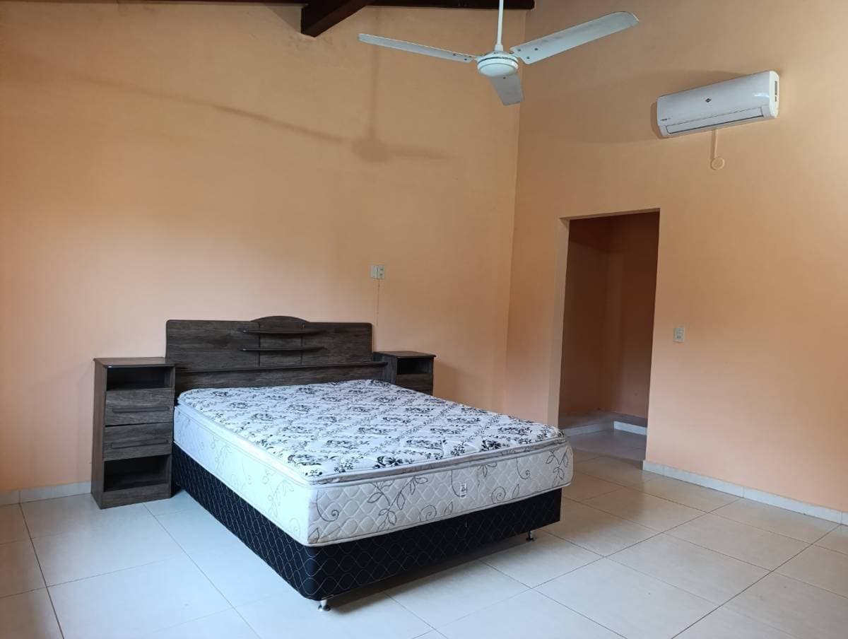 Alquilo Casa en San Lorenzo – 3