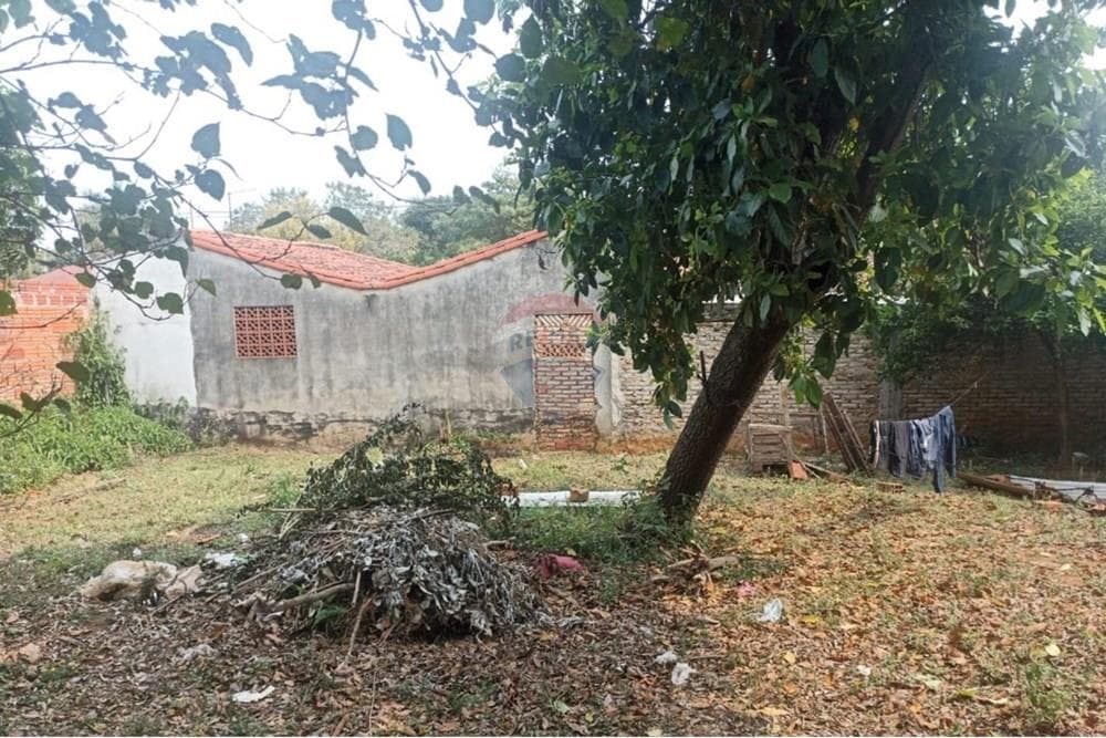 VENDO AMPLIO TERRENO EN LUQUE LAURELTY – 3