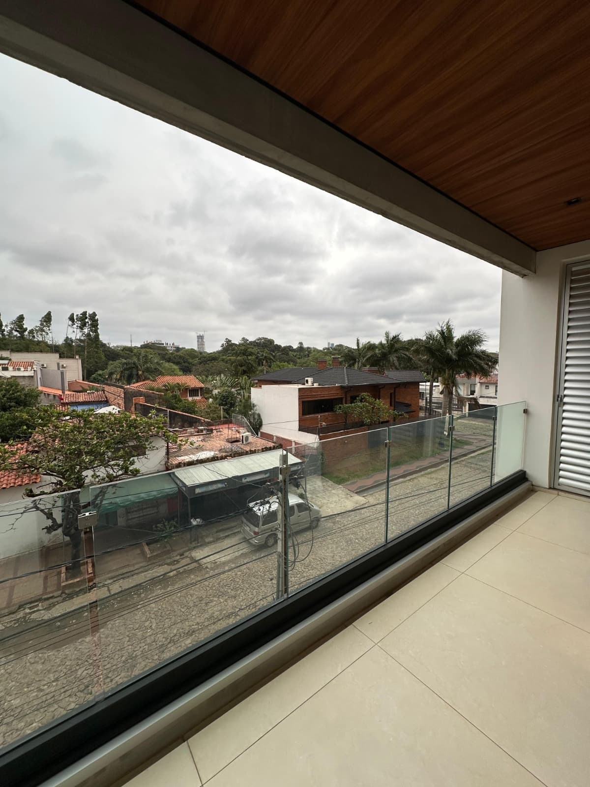 YKUA SATI - EN ALQUILER - AMPLIO DEPARTAMENTO DE 1 DORMITORIO (EN SUITE) – 3