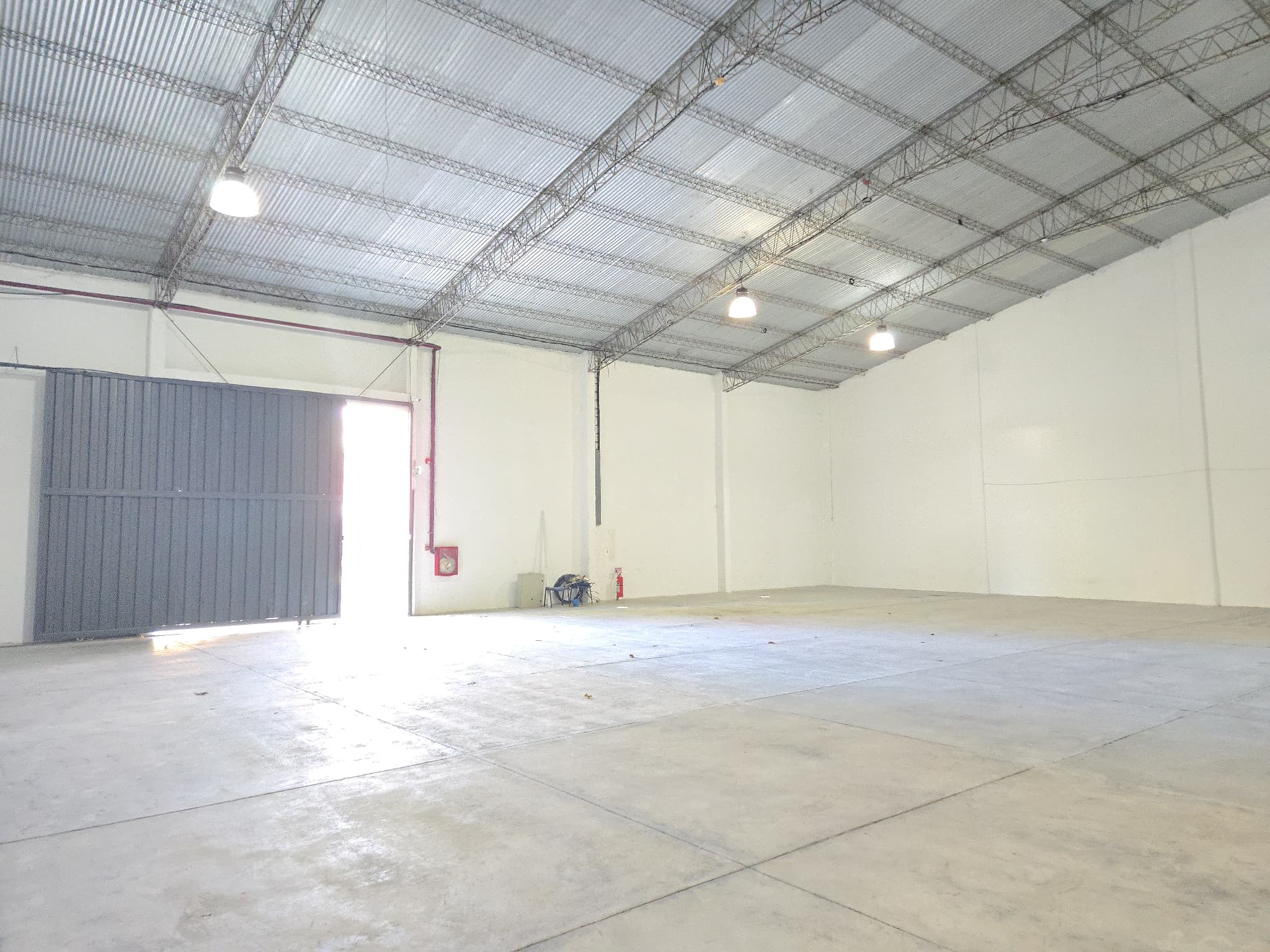 Deposito 900 m2 al lado de Distrito Perseverancia ( zona Artigas/Brasilia) – 3