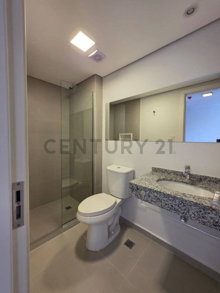 ALQUILO DEPARTAMENTO EN INSIGNIA CITY II DE 2 DORMITORIOS – 3