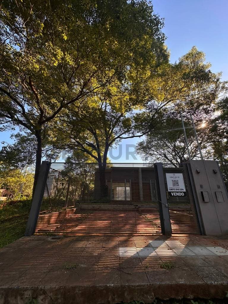 Venta de DUPLEX en Luque, 2do Barrio – 3