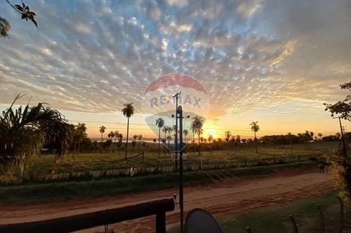 En Venta Impresionante Casa En Paraguay - Altos – 3
