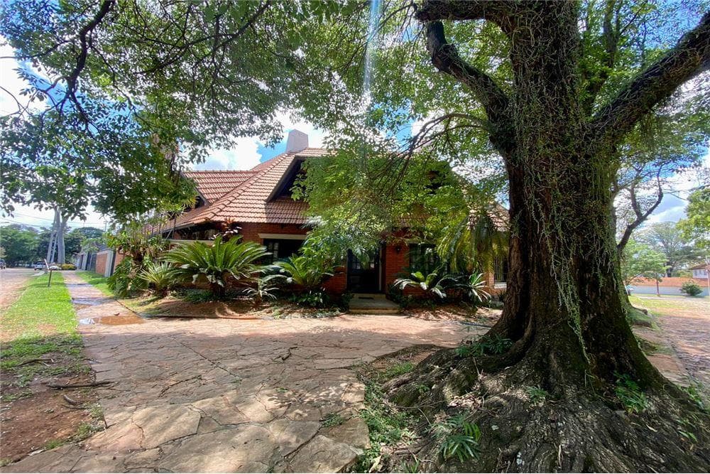 Alquilo Casa en Los Laureles