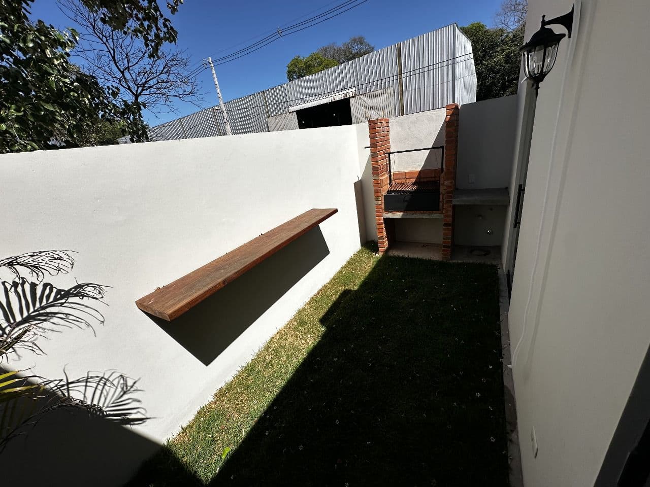 En Venta Casa - Altos de la Caridad I – Financiación AFD Che Róga Porã – 2
