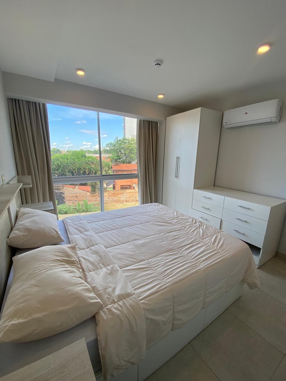 DEPARTAMENTO AMOBLADO EN ZONA YCUA SATI – 3