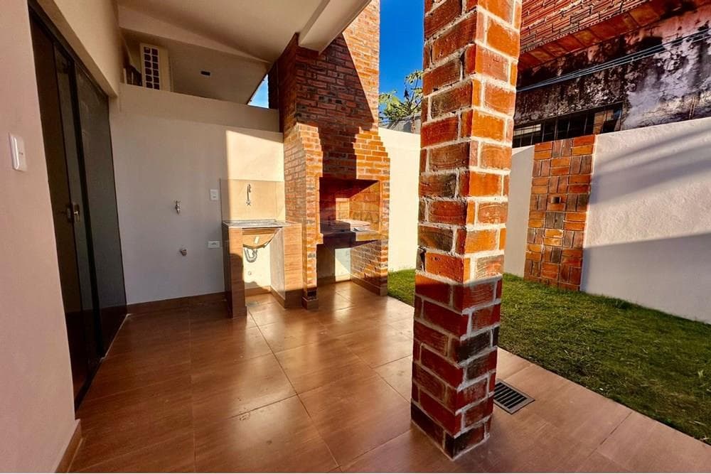 Casa - Alquiler - Cambyretá, Paraguay