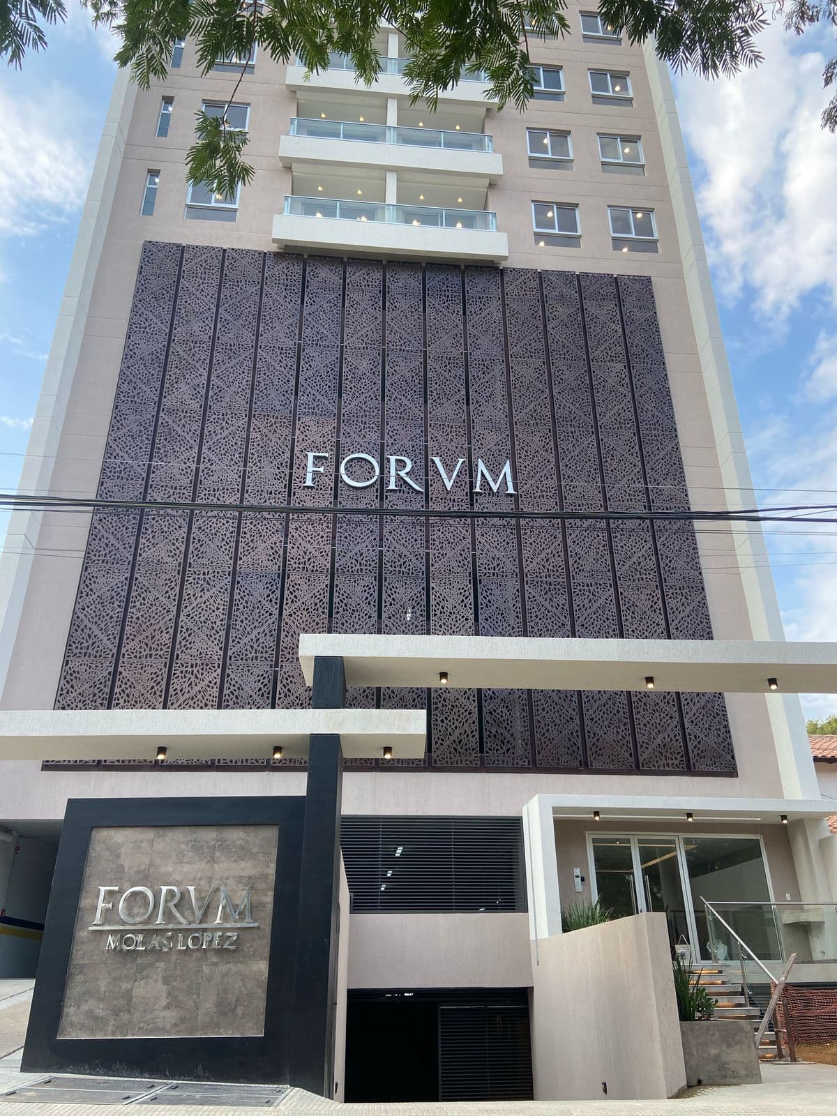 VENDO DEPTO DE DOS HABITACIONES EN FORVM MOLAS LÓPEZ