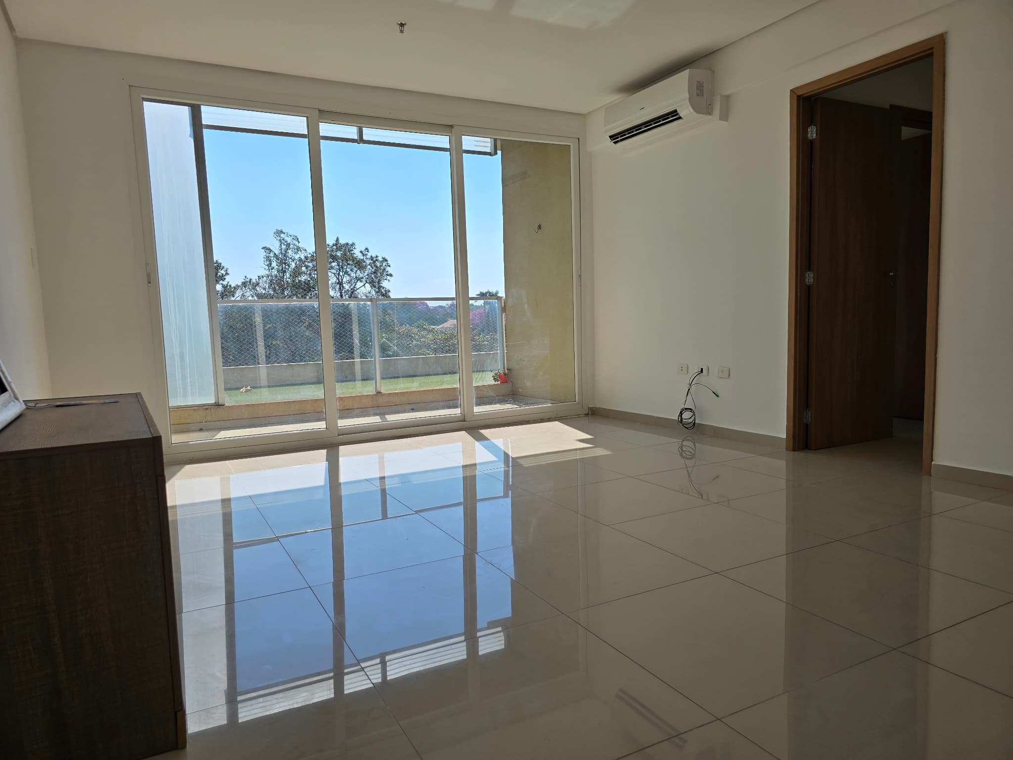 DEPTO + COCHERA - A PRECIO DE OFERTA - SOBRE SANTISIMA TRINIDAD – 2