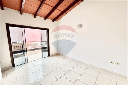En alquiler amplio duplex Fernando de la Mora, Zona Norte. – 2