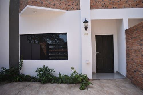 Alquiler DUPLEX en Lambare, Mbachio II, zona Yacht. – 2