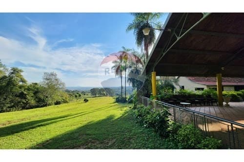 VENDO ESTANCIA GANADERA Y AGROPECUARIA EN PARAGUARÍ INVERSIÓN SEGURA Y RENTABLE – 3