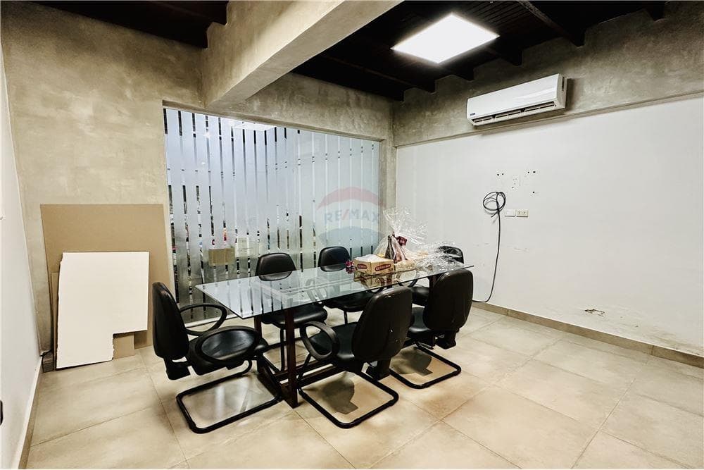 LOCAL COMERCIAL Y OFICINA EN ALQUILER – 3