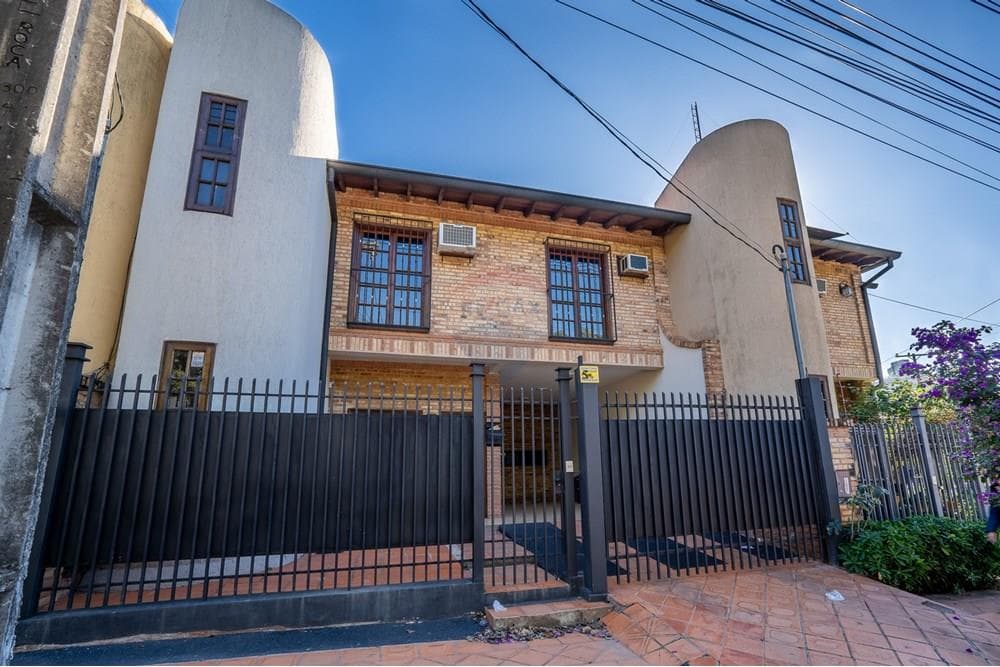 VENDO-DUPLEX-BARRIO HERRERA – 2