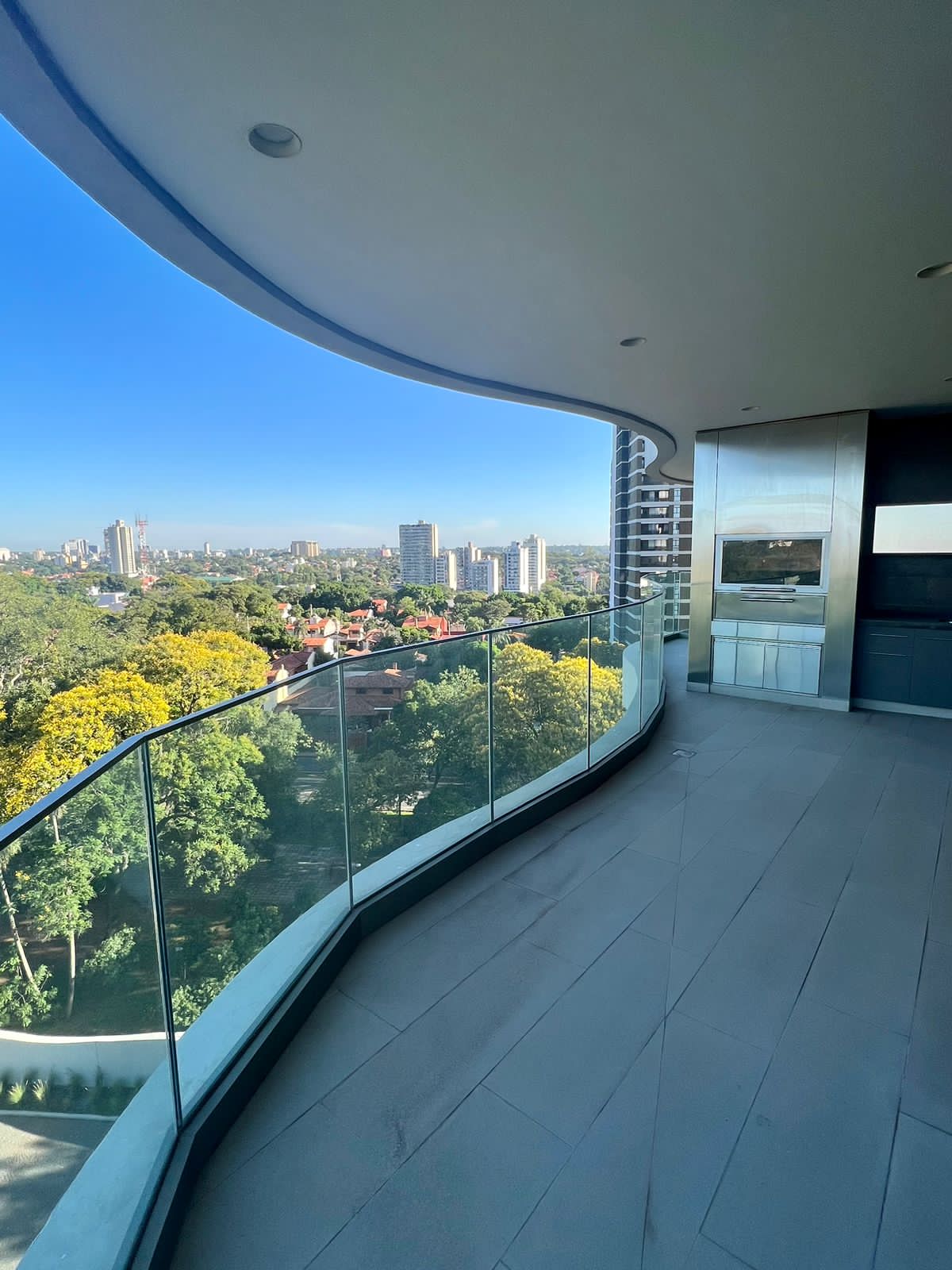 Alquilo departamento a estrenar en Jade Park  223 mt2