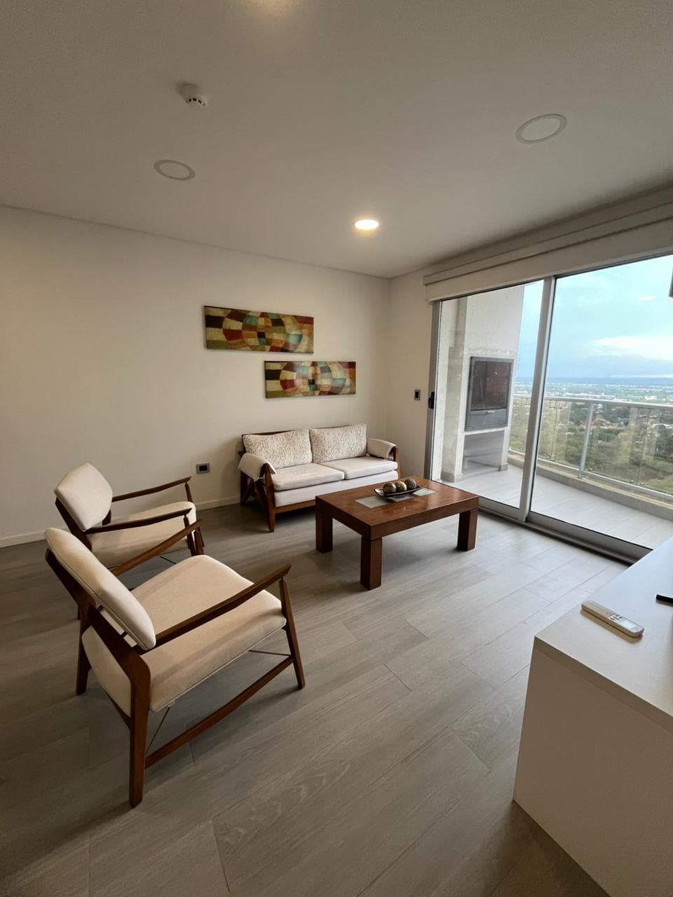 AVDA. SANTISIMA TRINIDAD EN ALQUILER DEPARTAMENTO DE 1 DORMITORIO AMOBLADO – 2