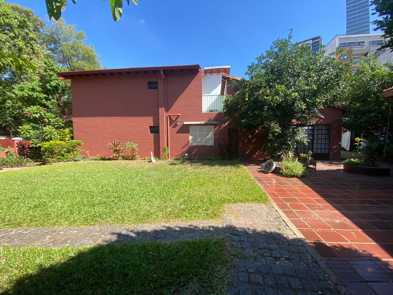 ALQUILO CASA ZONA LAS LOMAS – 3