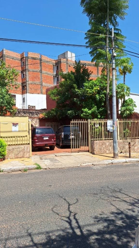 VENTA EXCELENTE PROPIEDAD EN BARRIO LAS MERCEDES