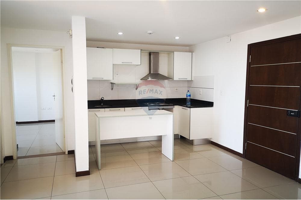 Departamento en Edificio Robelini