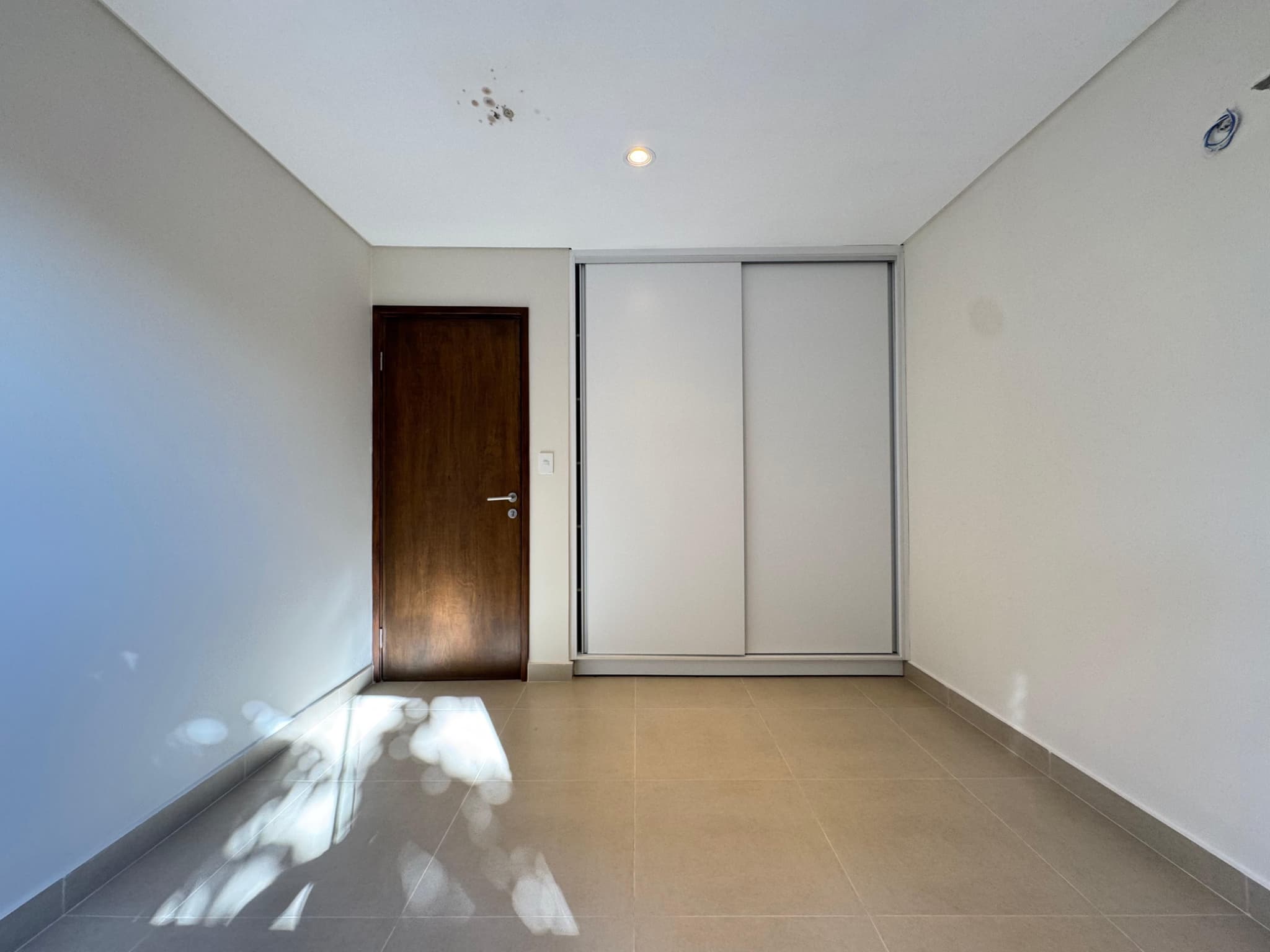 Vendo duplex Cuarto Barrio Luque – 2