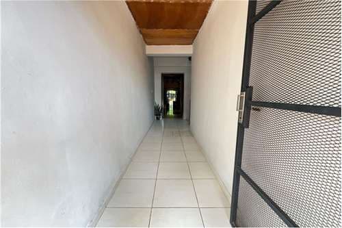 Casa-Venta-Cnel Cabrera e/ Eusebio Lillo Robles, Ycuá Satí, Asunción