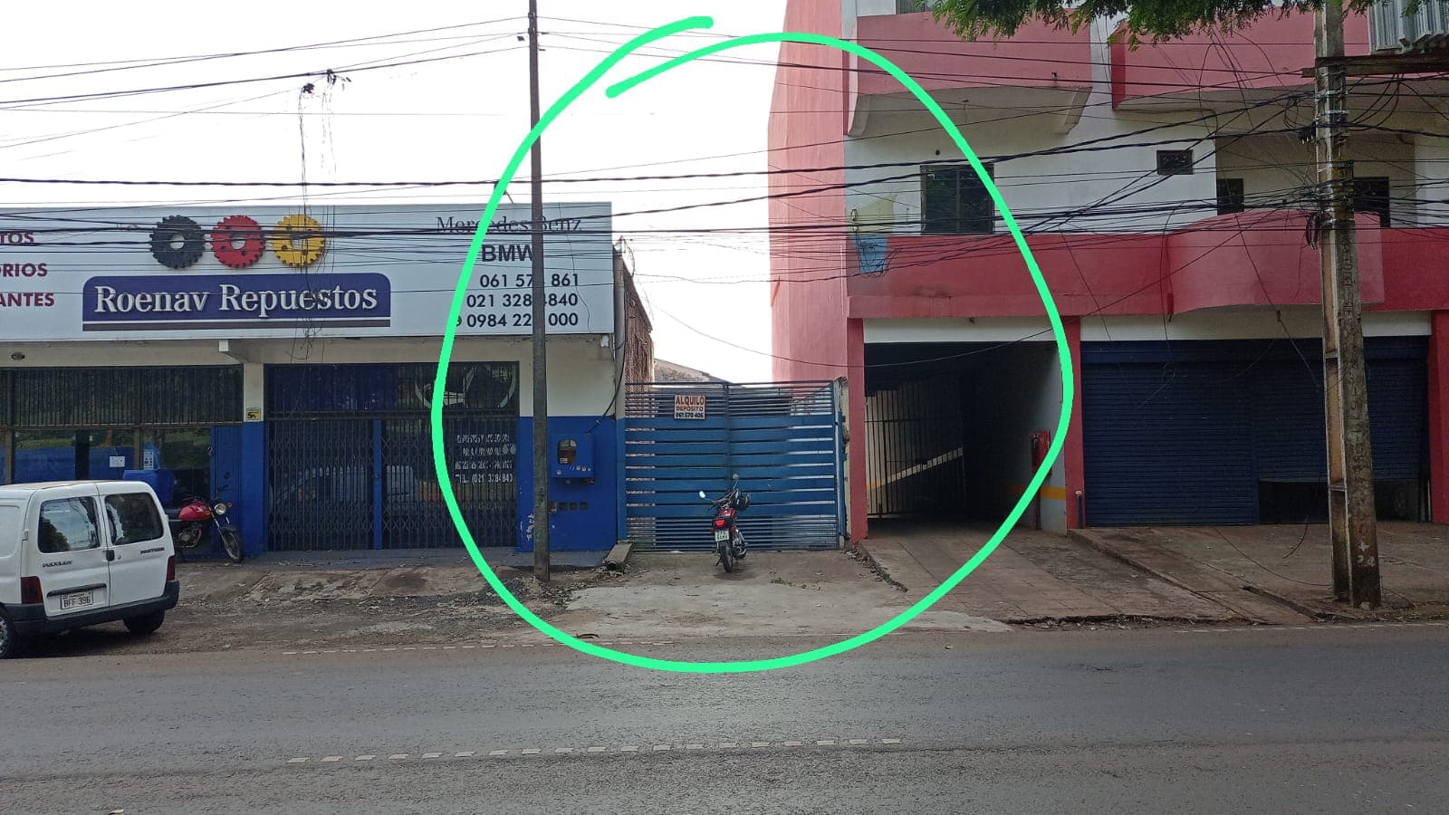 ALQUILO DEPOSITO SOBRE LA AVENIDA SAN BLAS EN EL KM 4 1/2 *
