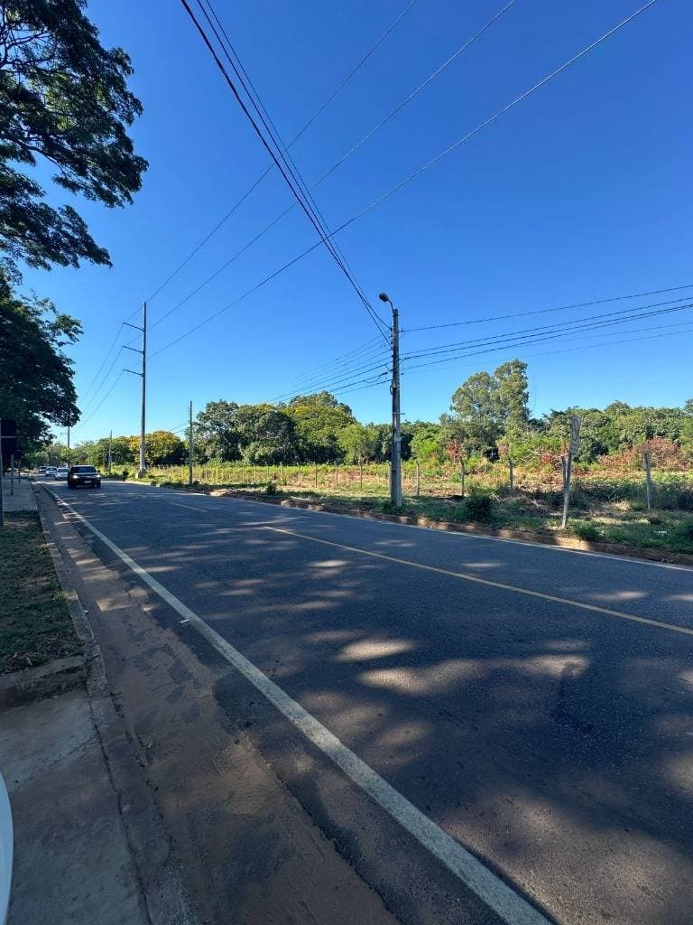 Amplio terreno en alquiler sobre Av. Laguna Grande - Fernando de la Mora – 3